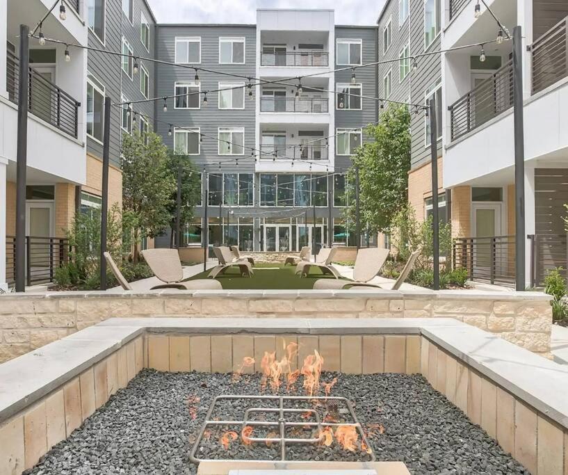 Beautiful Riverwalk Apt With Full Amenities, King Bed & Free Parking San Antonio Zewnętrze zdjęcie